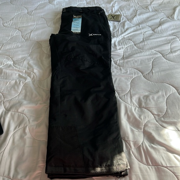 Arctix Men’s NWT Black Insulated Snow Pants Ski Gear Cargo Insulated LG 36-38W - Picture 2 of 9